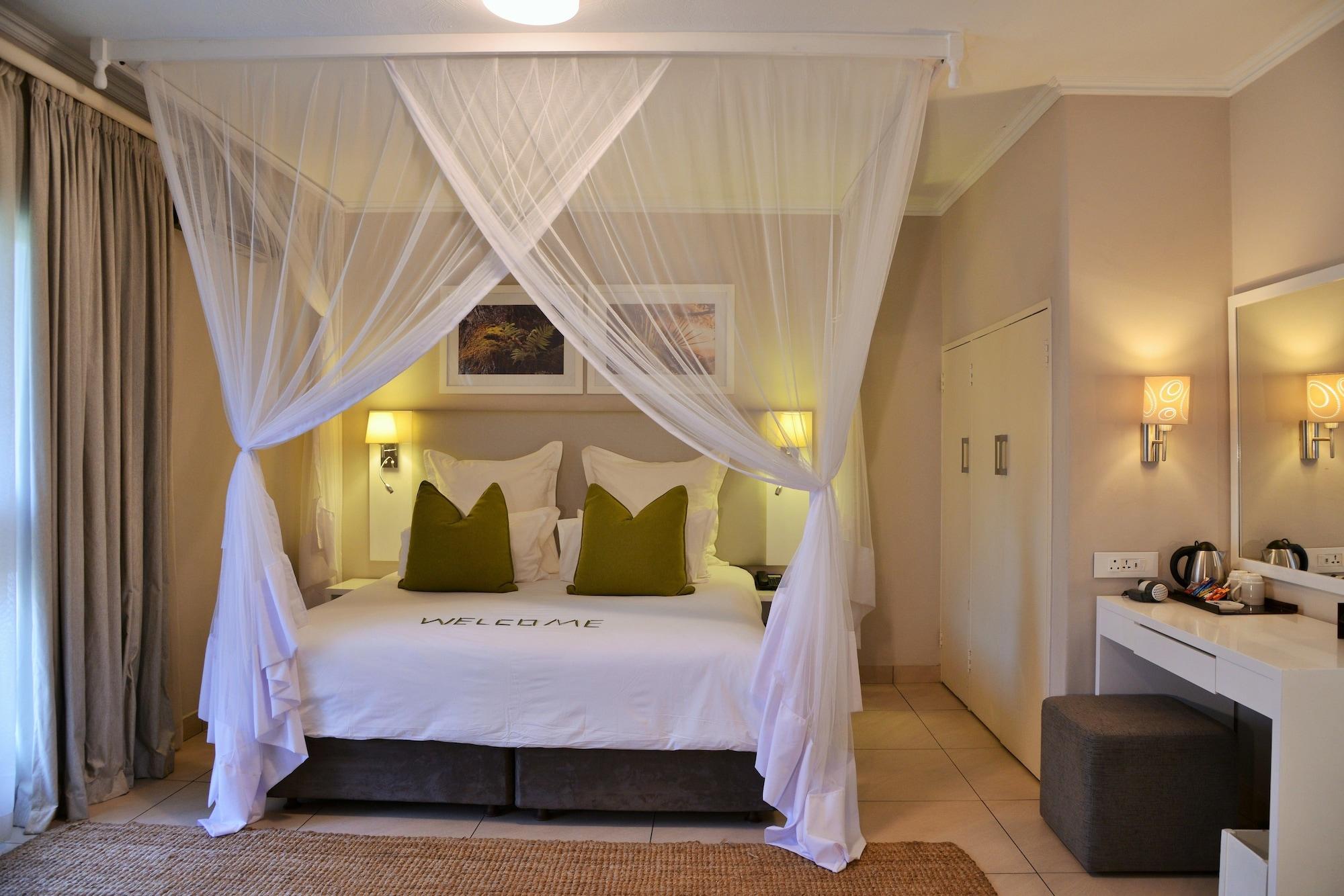 Cresta Sprayview Victoria Falls Exterior foto
