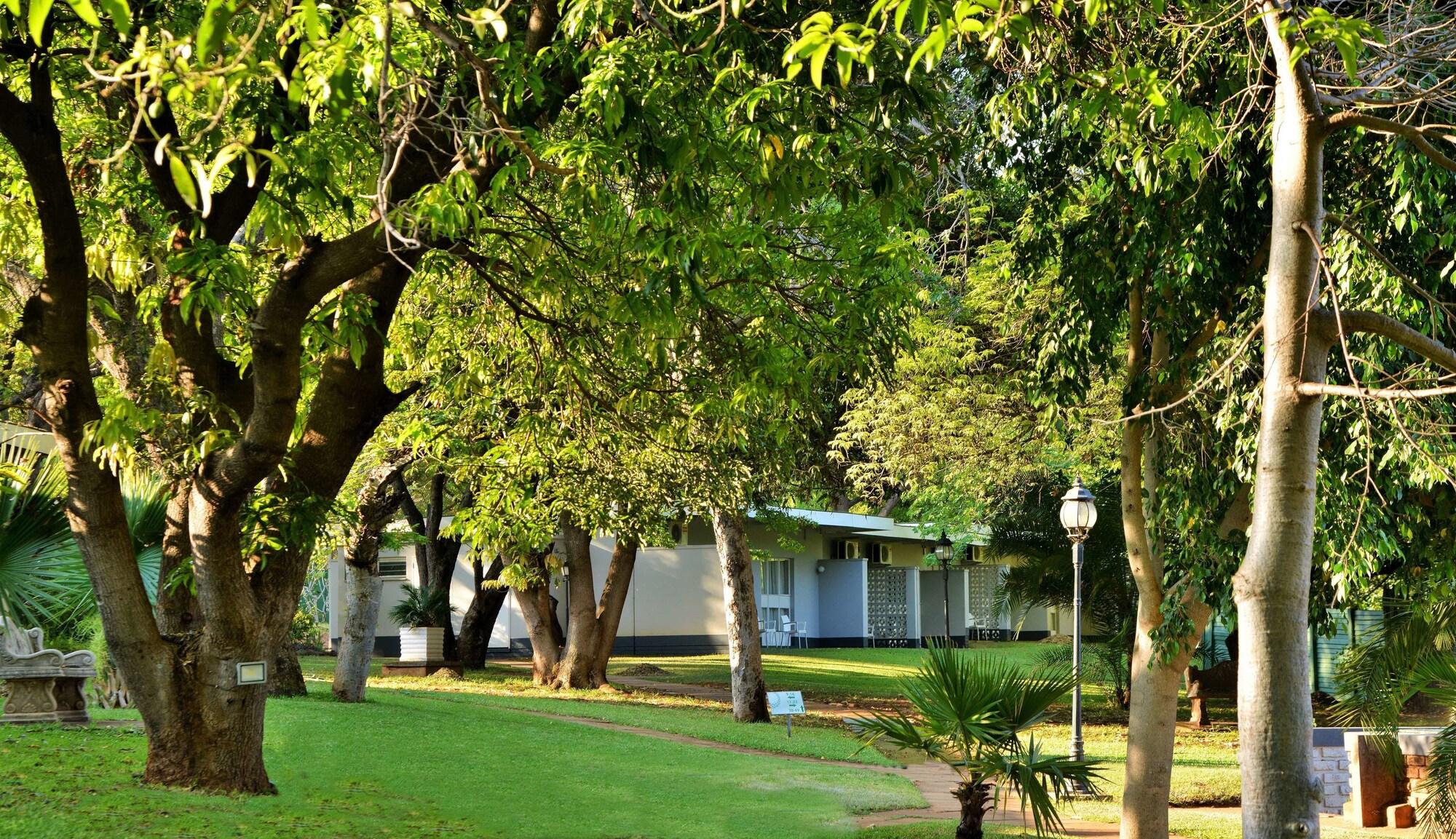 Cresta Sprayview Victoria Falls Exterior foto